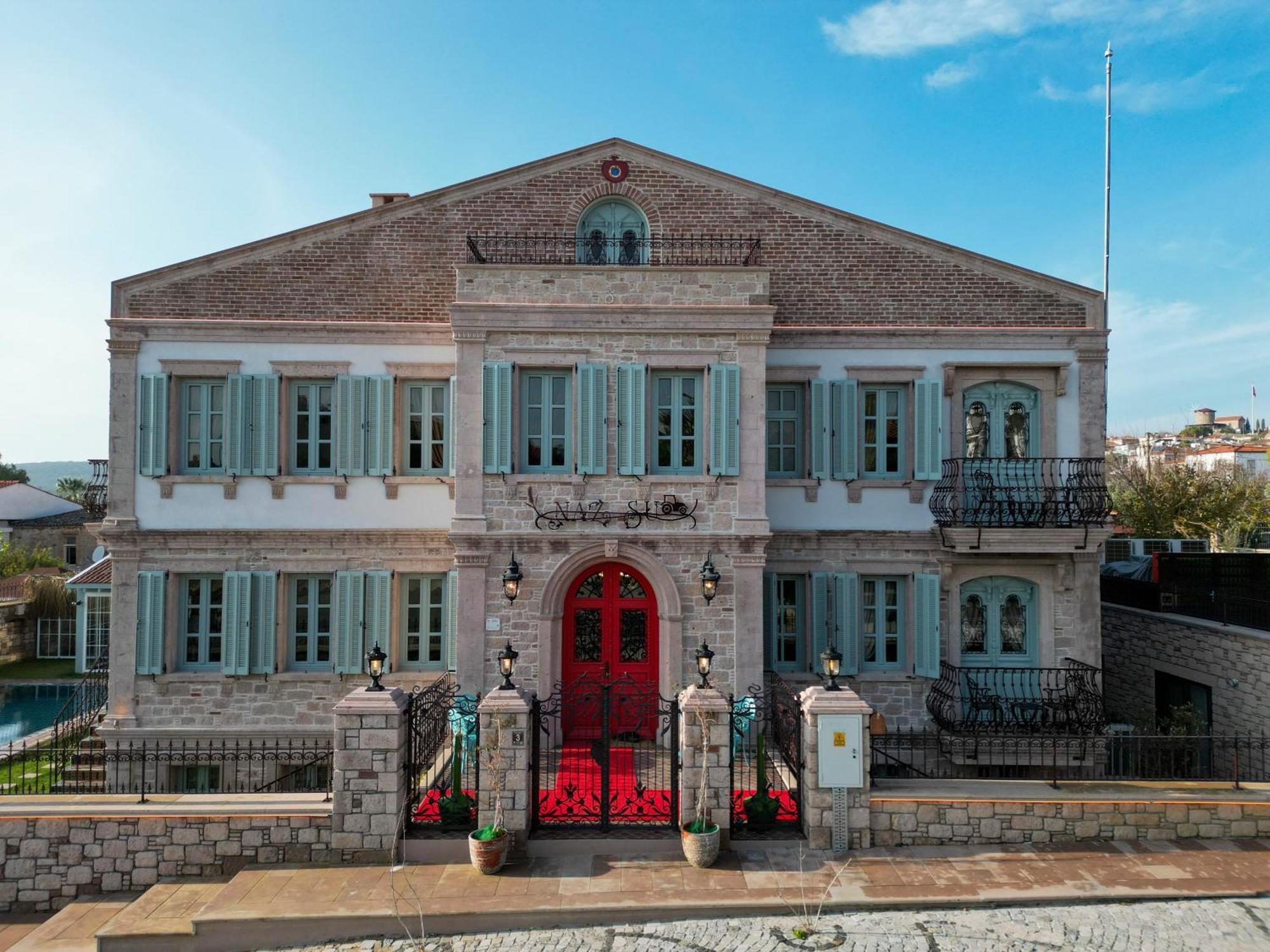Naz Su Cunda Hotel Exterior photo